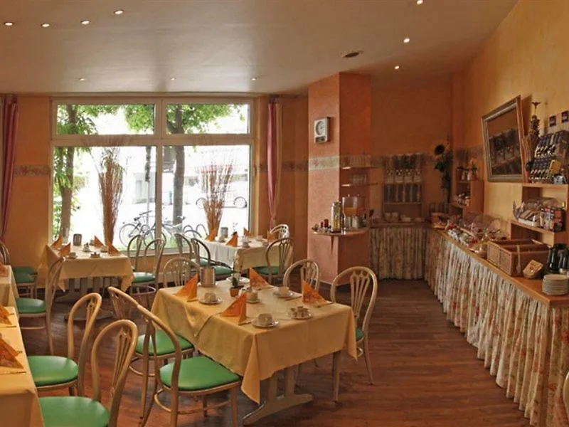Hotel Residenz Duesseldorf Дюссельдорф